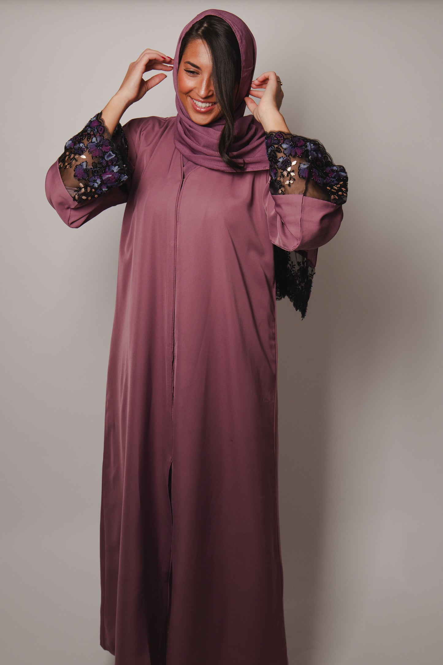 Abaya Lyna