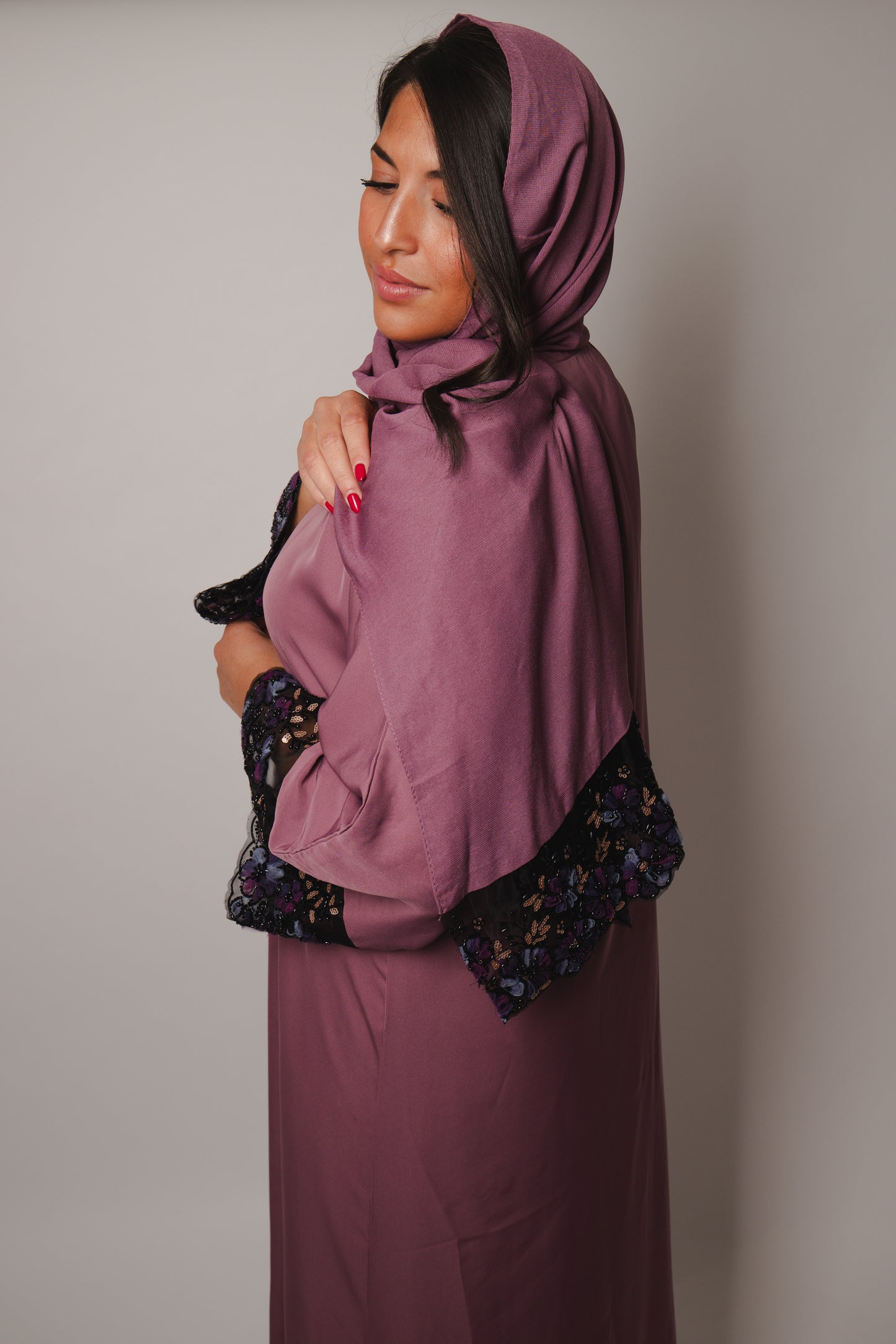 Abaya Lyna